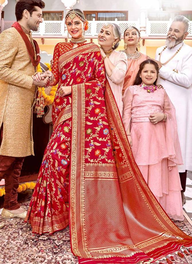 B FINE KASTKARI Stylish Latest Fancy Designer Party And Wedding Wear Heavy Silk Saree Collection